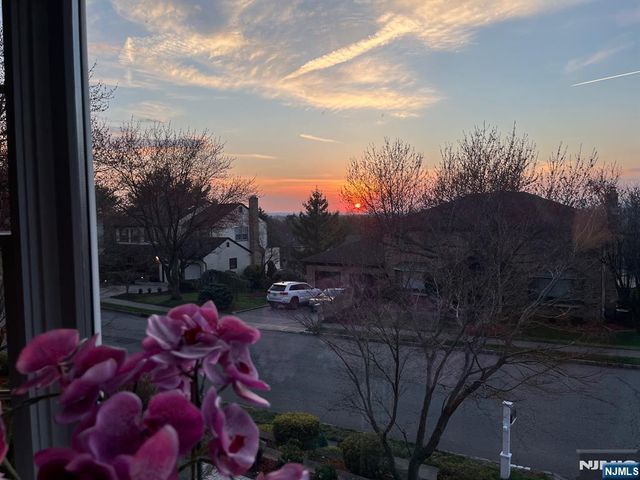 445 Pine Hill Road, Leonia, NJ 07605