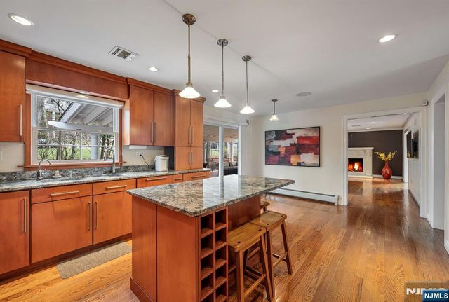 445 Pine Hill Road, Leonia, NJ 07605