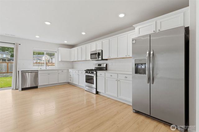 430 NE Ridge Point Boulevard, Belfair, WA 98528