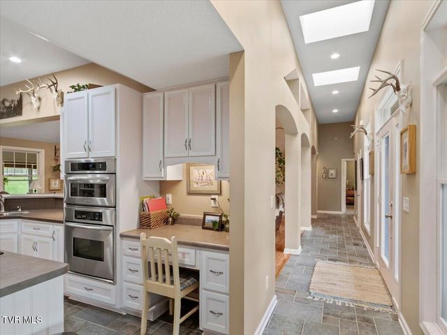309 Roan Springs Lane, Roan Mountain, TN 37687