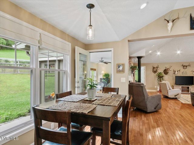 309 Roan Springs Lane, Roan Mountain, TN 37687