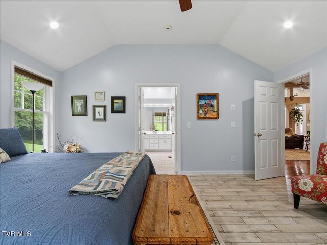 309 Roan Springs Lane, Roan Mountain, TN 37687