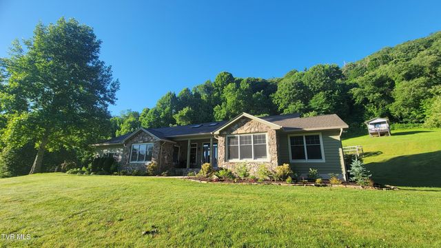 309 Roan Springs Lane, Roan Mountain, TN 37687