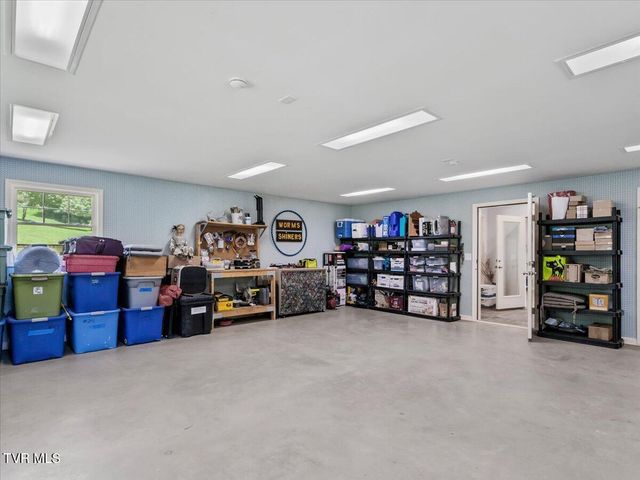 309 Roan Springs Lane, Roan Mountain, TN 37687