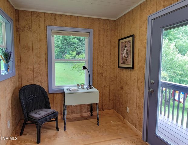 309 Roan Springs Lane, Roan Mountain, TN 37687