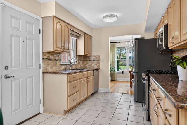 3873 Brummel Street, Skokie, IL 60076