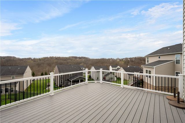 406 Hindman Dr, Jefferson Hills, PA 15025