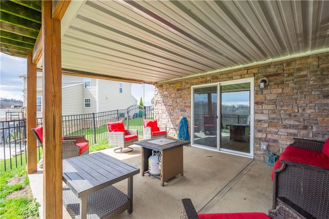 406 Hindman Dr, Jefferson Hills, PA 15025