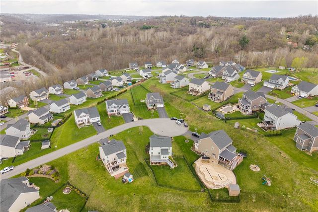 406 Hindman Dr, Jefferson Hills, PA 15025