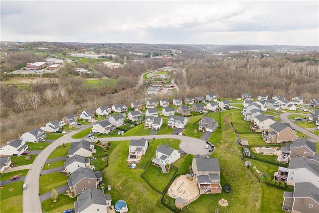 406 Hindman Dr, Jefferson Hills, PA 15025