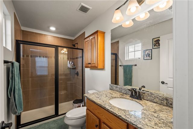 406 Hindman Dr, Jefferson Hills, PA 15025