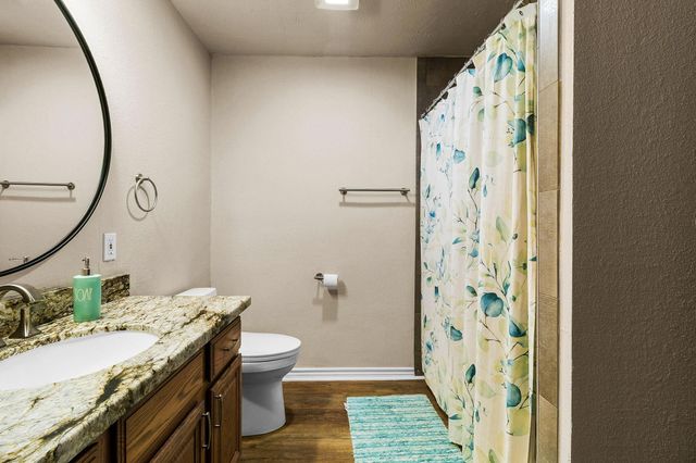 361 S Lakeside Drive, Huntsville, TX 77320