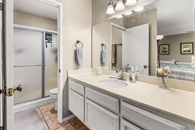 906 Sendero Ave, Escondido, CA 92026