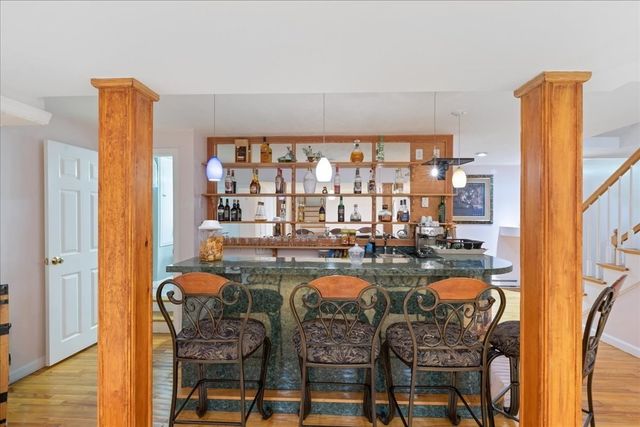 8 Hunter Ave, Methuen, MA 01844