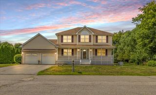 8 Hunter Ave, Methuen, MA 01844