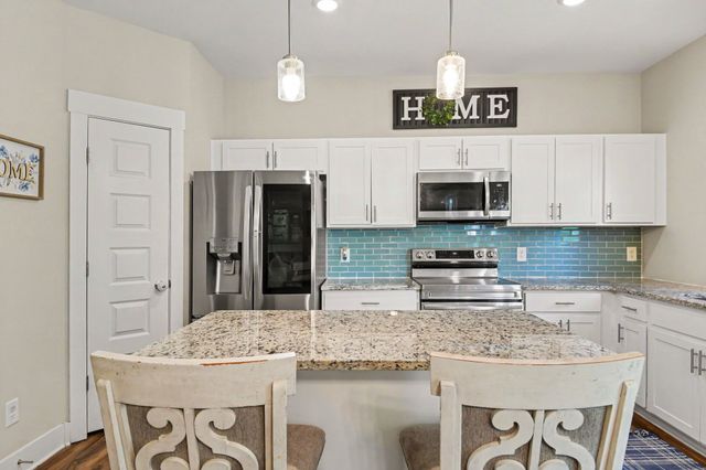 1149 Jonathan Ln, Springfield, TN 37172