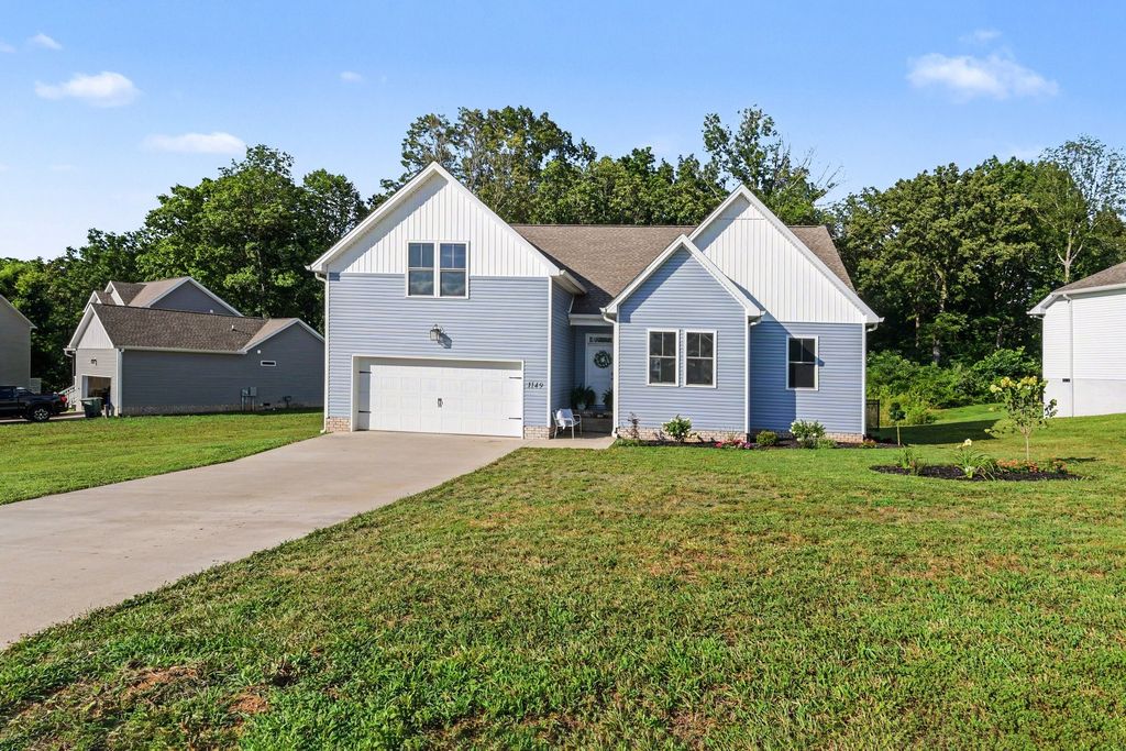 1149 Jonathan Ln, Springfield, TN 37172