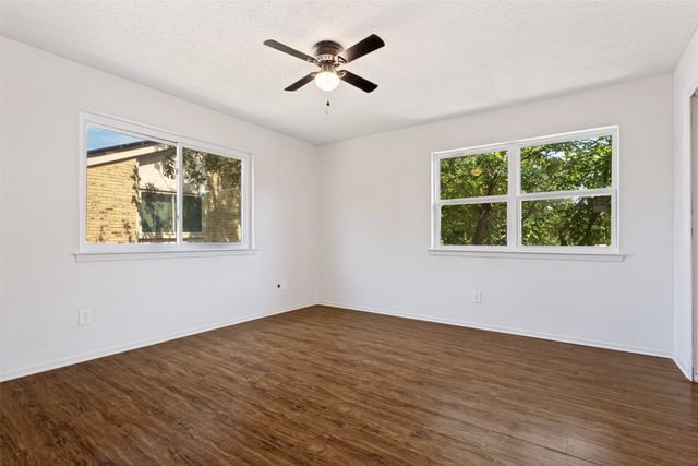 3110 Roundtree Lane, Garland, TX 75044