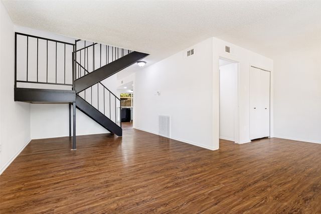 3110 Roundtree Lane, Garland, TX 75044