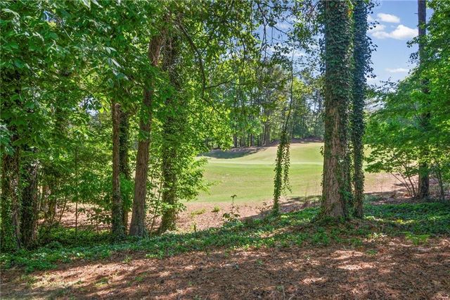 4006 Ironhill Lane, Woodstock, GA 30189