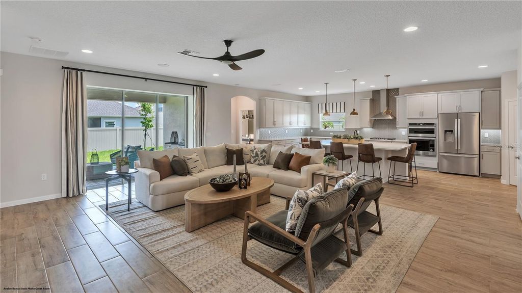 Image 2 of property listing at 3547 CYNTHIA LANE, Orange Park, FL 32073
