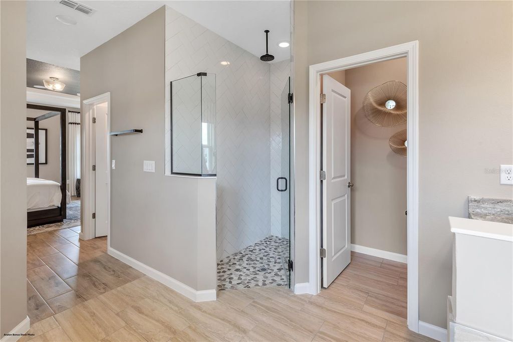 Image 10 of property listing at 3547 CYNTHIA LANE, Orange Park, FL 32073
