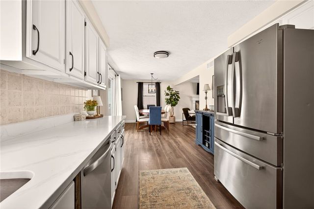 147 South Beacon Hills Drive, Penfield, NY 14526