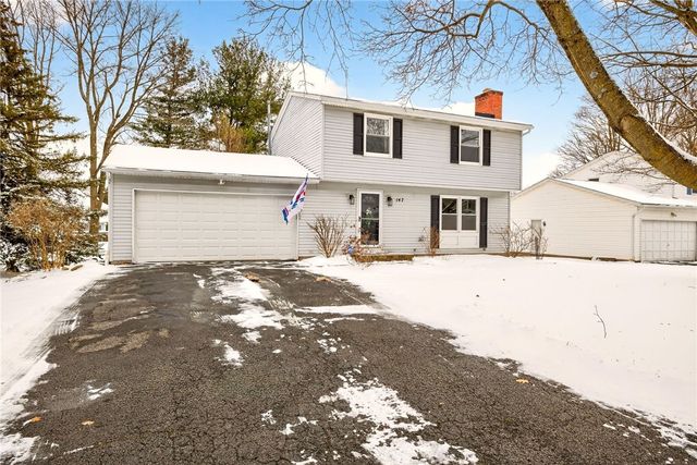 147 South Beacon Hills Drive, Penfield, NY 14526