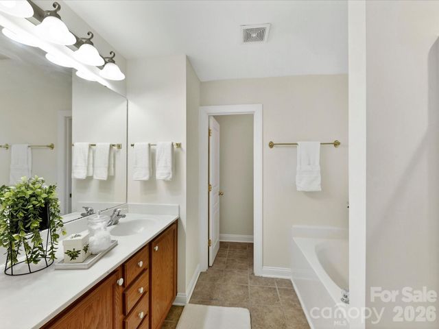 10507 Glenmeade Road, Cornelius, NC 28031