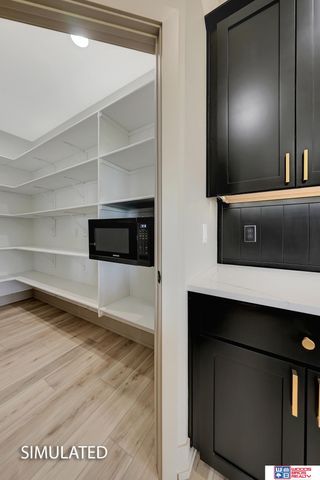 9350 S 86th Street, Lincoln, NE 68526