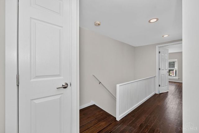 1586 Spring Lawn Avenue, Cincinnati, OH 45223