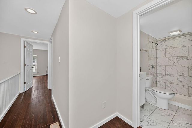 1586 Spring Lawn Avenue, Cincinnati, OH 45223