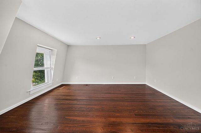 1586 Spring Lawn Avenue, Cincinnati, OH 45223