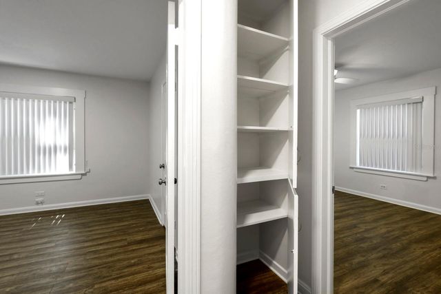 1210 N DONNELLY STREET, Mount Dora, FL 32757