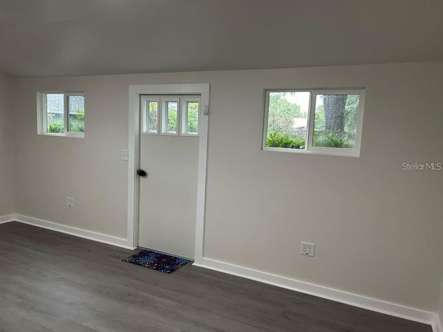 1210 N DONNELLY STREET, Mount Dora, FL 32757