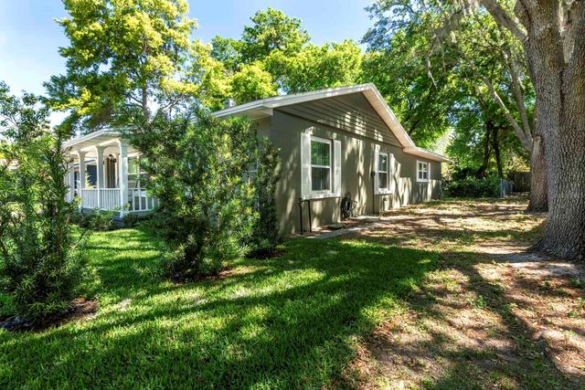 1210 N DONNELLY STREET, Mount Dora, FL 32757