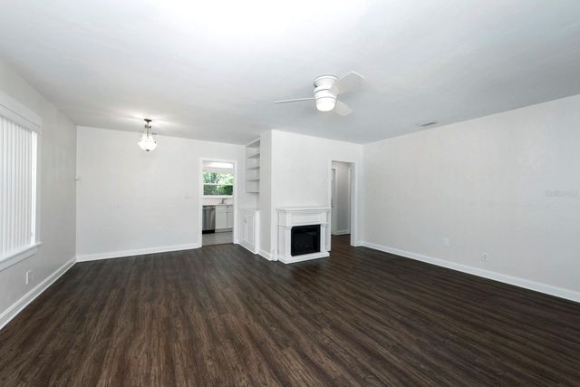 1210 N DONNELLY STREET, Mount Dora, FL 32757