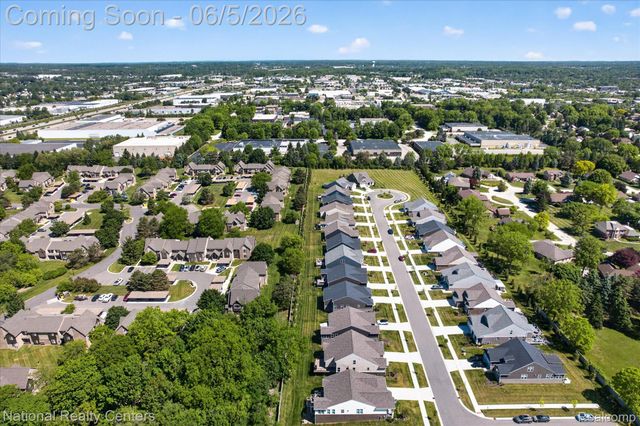 38681 Chasewood Court, Farmington Hills, MI 48335