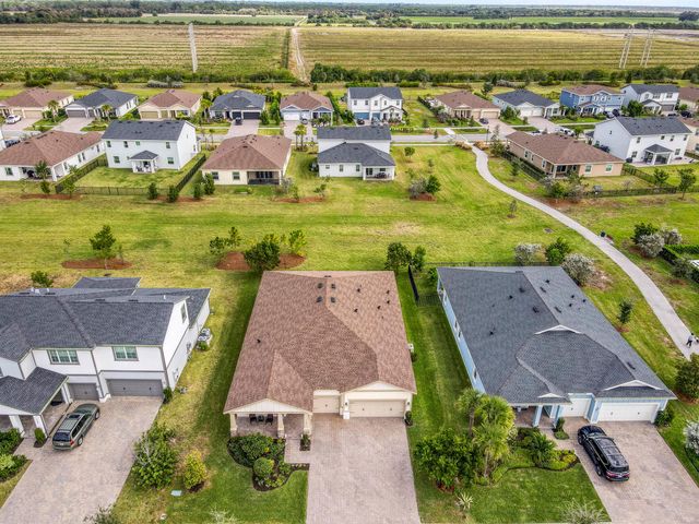 1102 Haywagon Trail, Loxahatchee, FL 33470