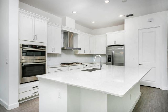 1102 Haywagon Trail, Loxahatchee, FL 33470