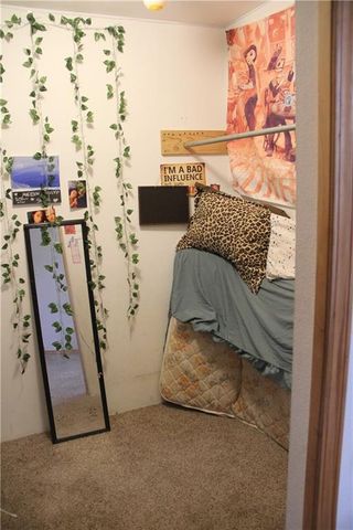 2330 Briggs Ave Avenue, Parsons, KS 67357