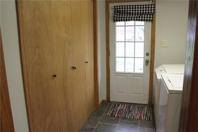 2330 Briggs Ave Avenue, Parsons, KS 67357