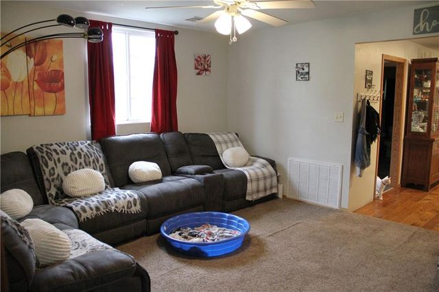 2330 Briggs Ave Avenue, Parsons, KS 67357