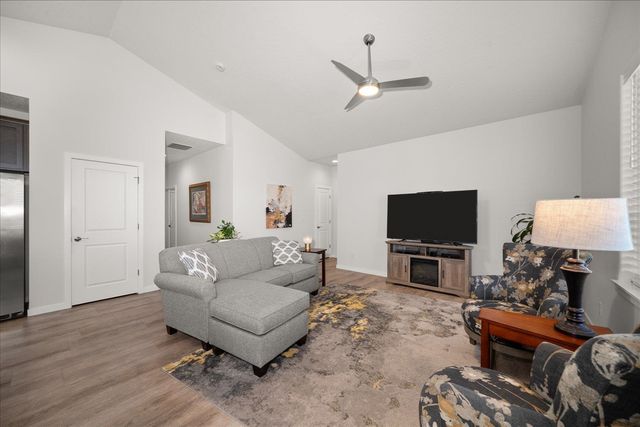 22903 E Wellington Pkwy, Liberty Lake, WA 99019