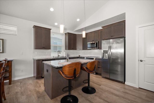 22903 E Wellington Pkwy, Liberty Lake, WA 99019