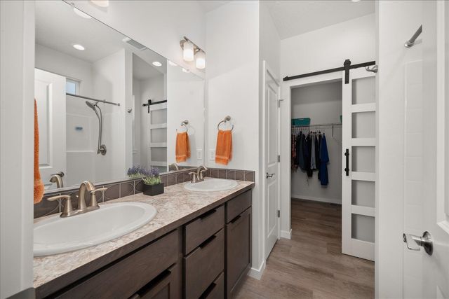 22903 E Wellington Pkwy, Liberty Lake, WA 99019