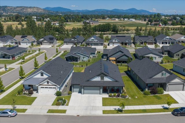 22903 E Wellington Pkwy, Liberty Lake, WA 99019