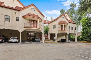 706 W 22nd ST 204, Austin, TX 78705