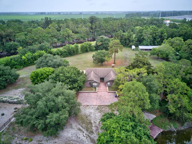 19153 Eagles Way Court, Loxahatchee, FL 33470