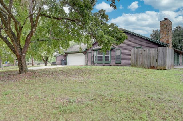 19153 Eagles Way Court, Loxahatchee, FL 33470